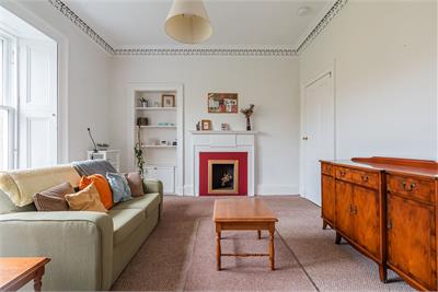 4/7 Gladstone Terrace, Edinburgh, EH9 1LX - image 3