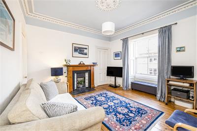 5/7 Livingstone Place, Marchmont, Edinburgh, EH9 1PB - image 2