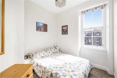 5/7 Livingstone Place, Marchmont, Edinburgh, EH9 1PB - image 9