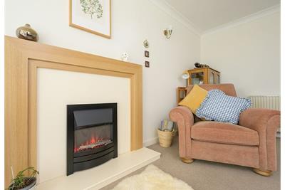 Flat 37 Homescott House, 6 Goldenacre Terrace, Edinburgh EH3 5RE - image 6