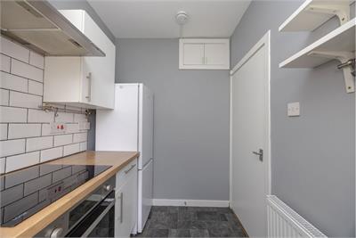 4/2 Moat Drive, Edinburgh, EH14 1NR - image 11