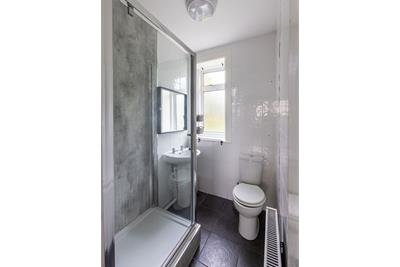 4/2 Moat Drive, Edinburgh, EH14 1NR - image 17