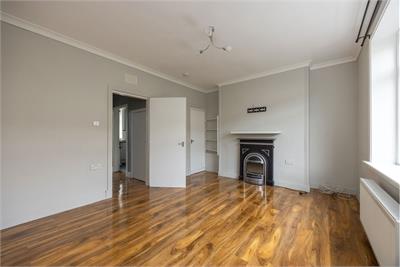 4/2 Moat Drive, Edinburgh, EH14 1NR - image 4
