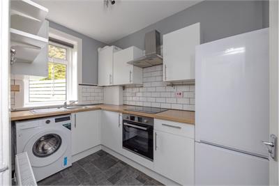 4/2 Moat Drive, Edinburgh, EH14 1NR - image 8