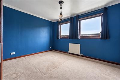 2/R 119, Main Street, Largs, KA30 8JJ - image 4