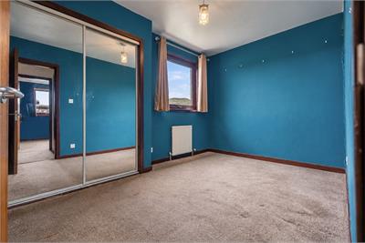 2/R 119, Main Street, Largs, KA30 8JJ - image 5