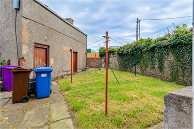 2/R 119, Main Street, Largs, KA30 8JJ - image 8