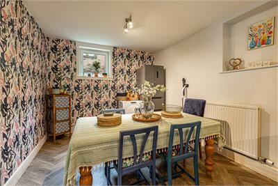 1 Allerley Brae, Jedburgh, TD8 6JL - image 9