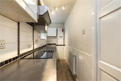 2 Albert Place, Galashiels, TD1 3DN - image 3