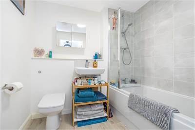 4/5 Barnie Terrace, Portobello, Edinburgh, EH15 1BU - image 5