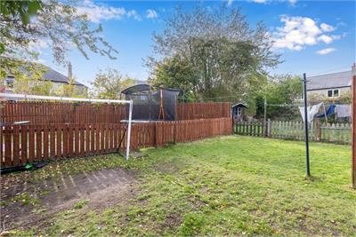 12 Colinton Mains Place, Colinton Mains, Edinburgh, EH13 9AX - image 14
