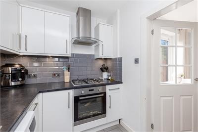 12 Colinton Mains Place, Colinton Mains, Edinburgh, EH13 9AX - image 6