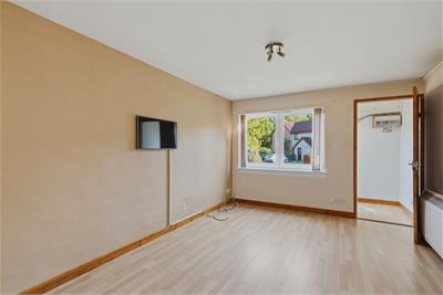 10 Upper Craigour, Edinburgh, EH17 7SG - image 2