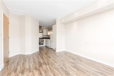 11/3 Colonsay Close, Edinburgh, EH5 1BT - image 4