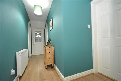 31 Dalsetter Place, Glasgow, G15 8TA - image 2