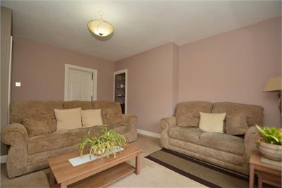 31 Dalsetter Place, Glasgow, G15 8TA - image 4