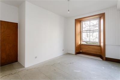 43/2 St. Patrick Square, Edinburgh, EH8 9ET - image 2