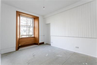 43/2 St. Patrick Square, Edinburgh, EH8 9ET - image 3