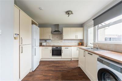 39 Craigmount Hill, Edinburgh, EH4 8DH - image 3
