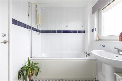 39 Craigmount Hill, Edinburgh, EH4 8DH - image 22