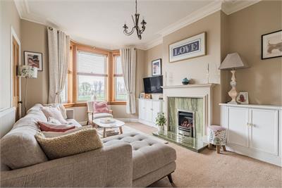 21 Orchardfield Avenue, Edinburgh, EH12 7SX - image 2