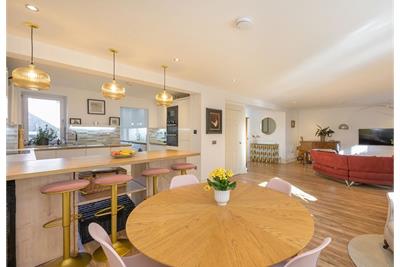 2 Overton Farm Road, Kirkliston EH29 9GS - image 10