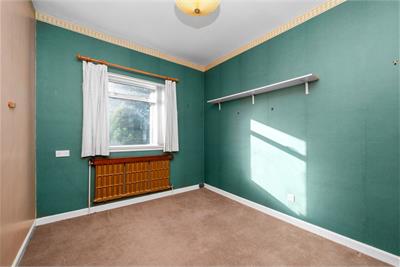 30 Albany Street, Dunfermline, KY12 0RA - image 15