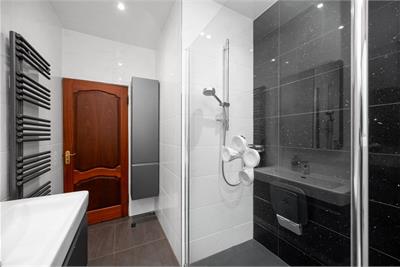 30 Albany Street, Dunfermline, KY12 0RA - image 38