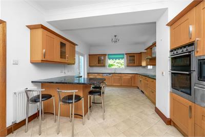 30 Albany Street, Dunfermline, KY12 0RA - image 8