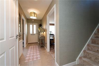 1 Watts Wynd, Paisley, PA2 7FU - image 2