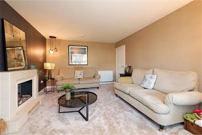 1 Watts Wynd, Paisley, PA2 7FU - image 5