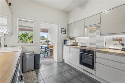 22 Parkgrove Avenue, Barnton, Edinburgh, EH4 7QJ - image 4