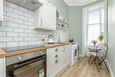 25 (flat 1), Murieston Crescent, Dalry, Edinburgh, EH11 2LL - image 5