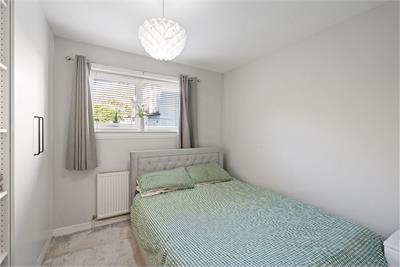 17 Hillpark Wood, Edinburgh EH4 7TA - image 9