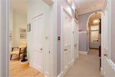 107 Warrender Park Road, Marchmont, EH9 1EN - image 14