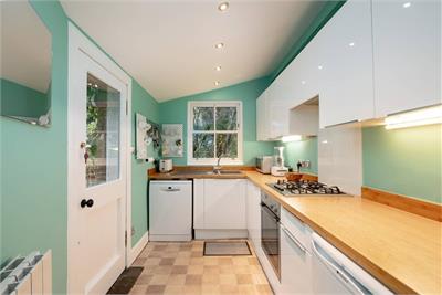107 Warrender Park Road, Marchmont, EH9 1EN - image 8