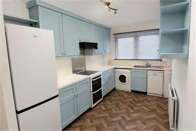 2 Lamb Court, Dirleton Avenue, North Berwick, East Lothian, EH39 4BH - image 3