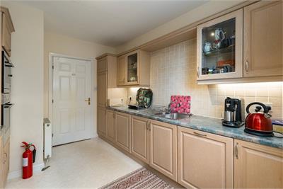 21/4 Mortonhall Road, Grange, Edinburgh, EH9 2HS - image 11
