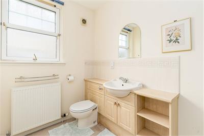 21/4 Mortonhall Road, Grange, Edinburgh, EH9 2HS - image 17