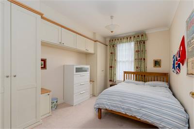 21/4 Mortonhall Road, Grange, Edinburgh, EH9 2HS - image 19