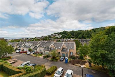 21/4 Mortonhall Road, Grange, Edinburgh, EH9 2HS - image 32