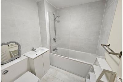 7/12 Powderhall Brae, Edinburgh, EH7 4GE - image 10