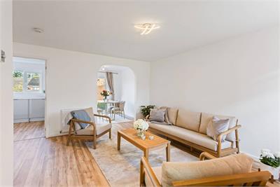 13 Woodhill Road, Blackridge, Bathgate, EH48 3RN - image 4