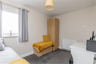 32 Bughtlin Park, Edinburgh, EH12 8UR - image 11