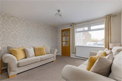 32 Bughtlin Park, Edinburgh, EH12 8UR - image 4