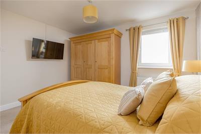32 Bughtlin Park, Edinburgh, EH12 8UR - image 9