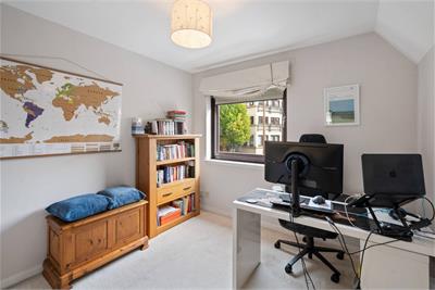 43/5 West Bryson Road, Polwarth, EH11 1BQ - image 12