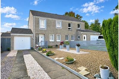 2 Laverock Drive, Penicuik, EH26 0JL - image 1