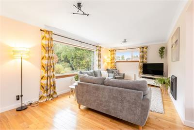 57 Oxgangs Farm Grove, Oxgangs, Edinburgh, EH13 9PP - image 3