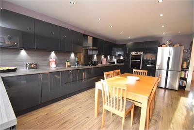 14 Muirhouses Crescent, Bo'Ness, EH51 9DH - image 7
